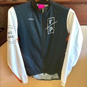 Primal Women’s Size Medium Cycling Jacket Lightweight Athletic Windbreaker Bike
